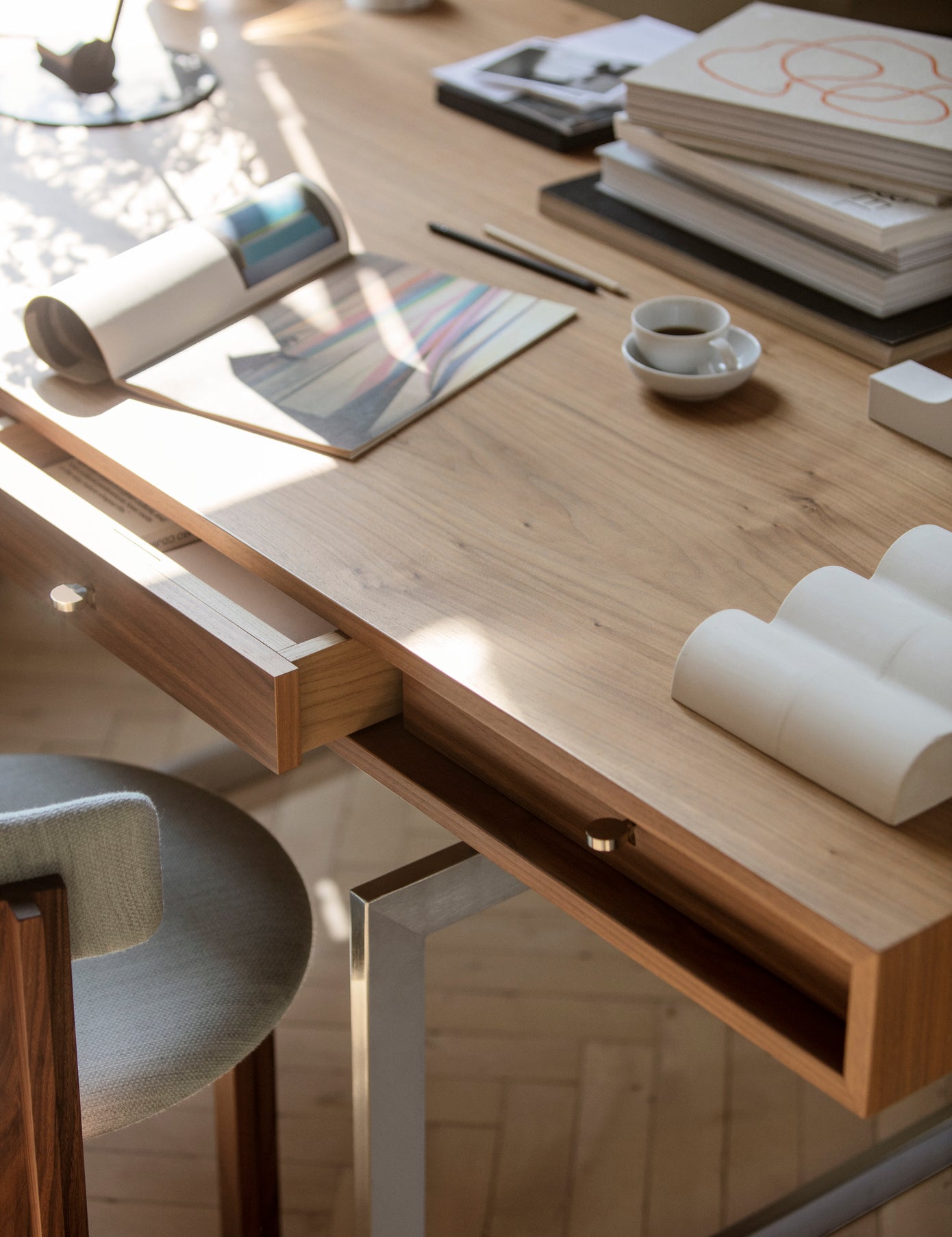 Home/Work: Our Favorite WFH Desk