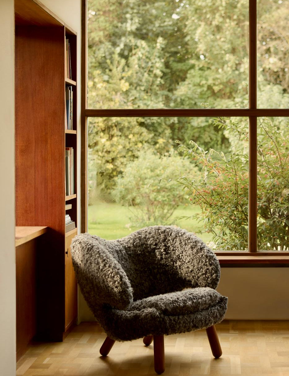 The Finn Juhl 1940 Pelican Chair