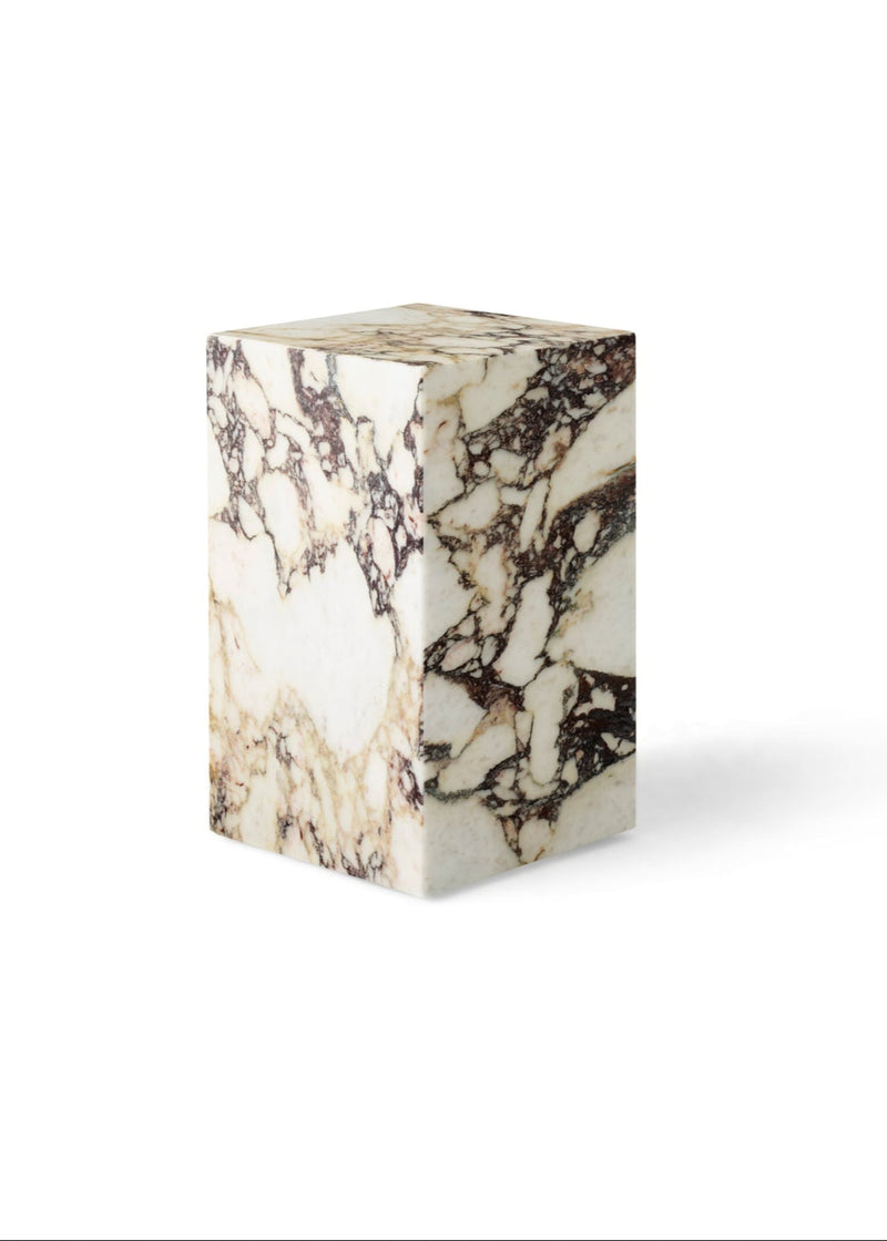 7020319_Plinth_Calcatta_Viola_