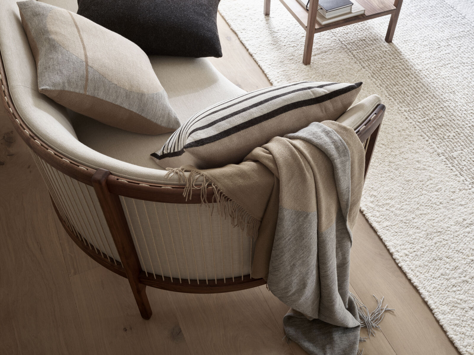 RF1903L Sideways Sofa | Carl Hansen & Søn | Danish & Scandinavian