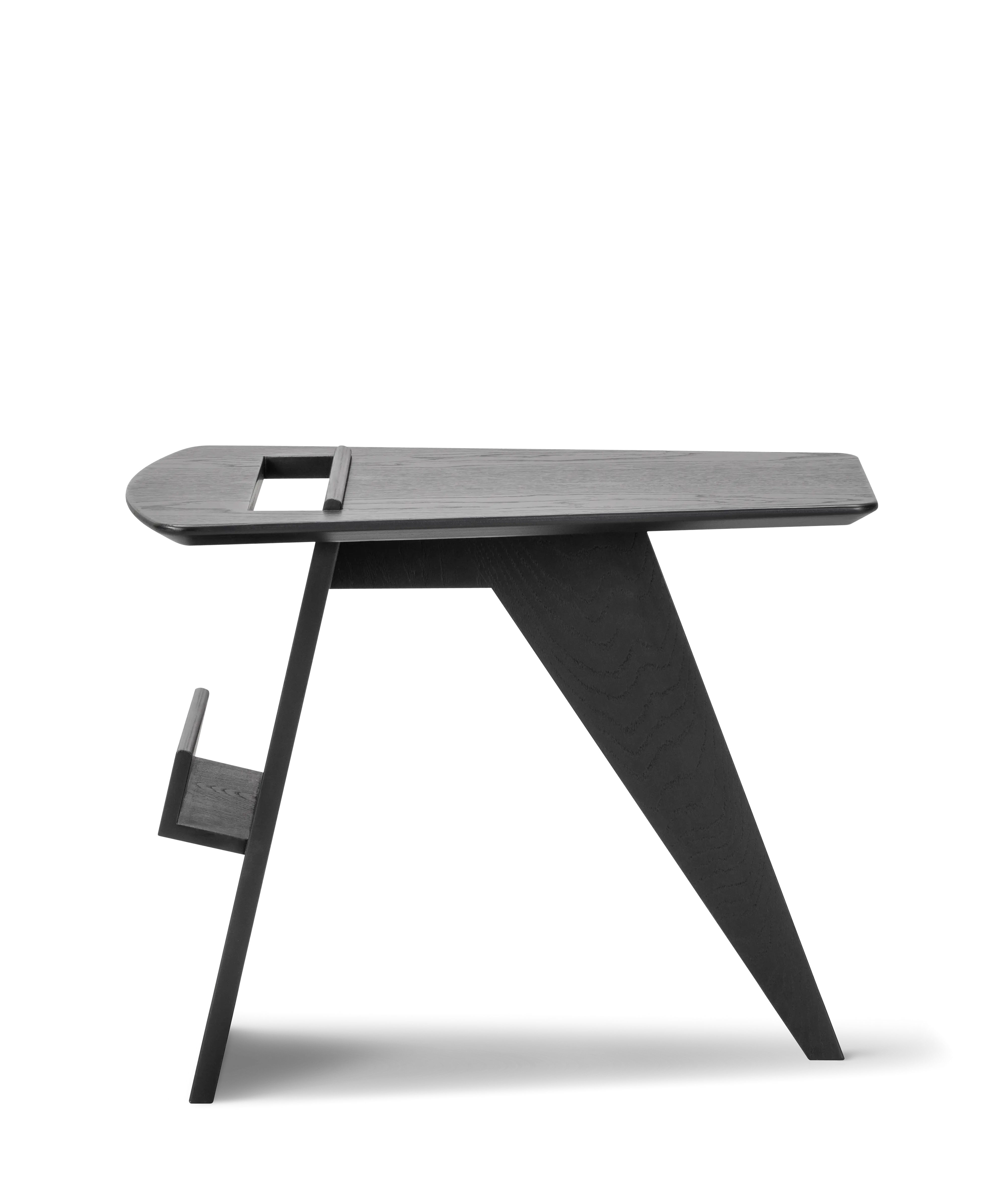Magazine Table