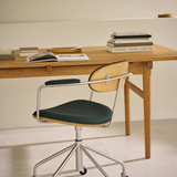 CH621 Swivel Chair