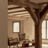 pp16 | Easy Chair