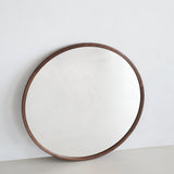 Silhouette Mirror Round