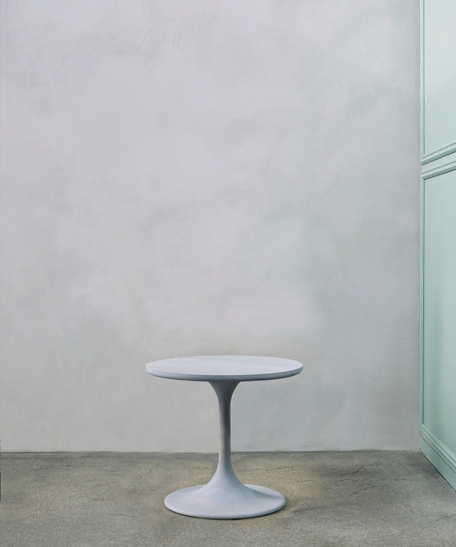 MG203 Turned Side Table