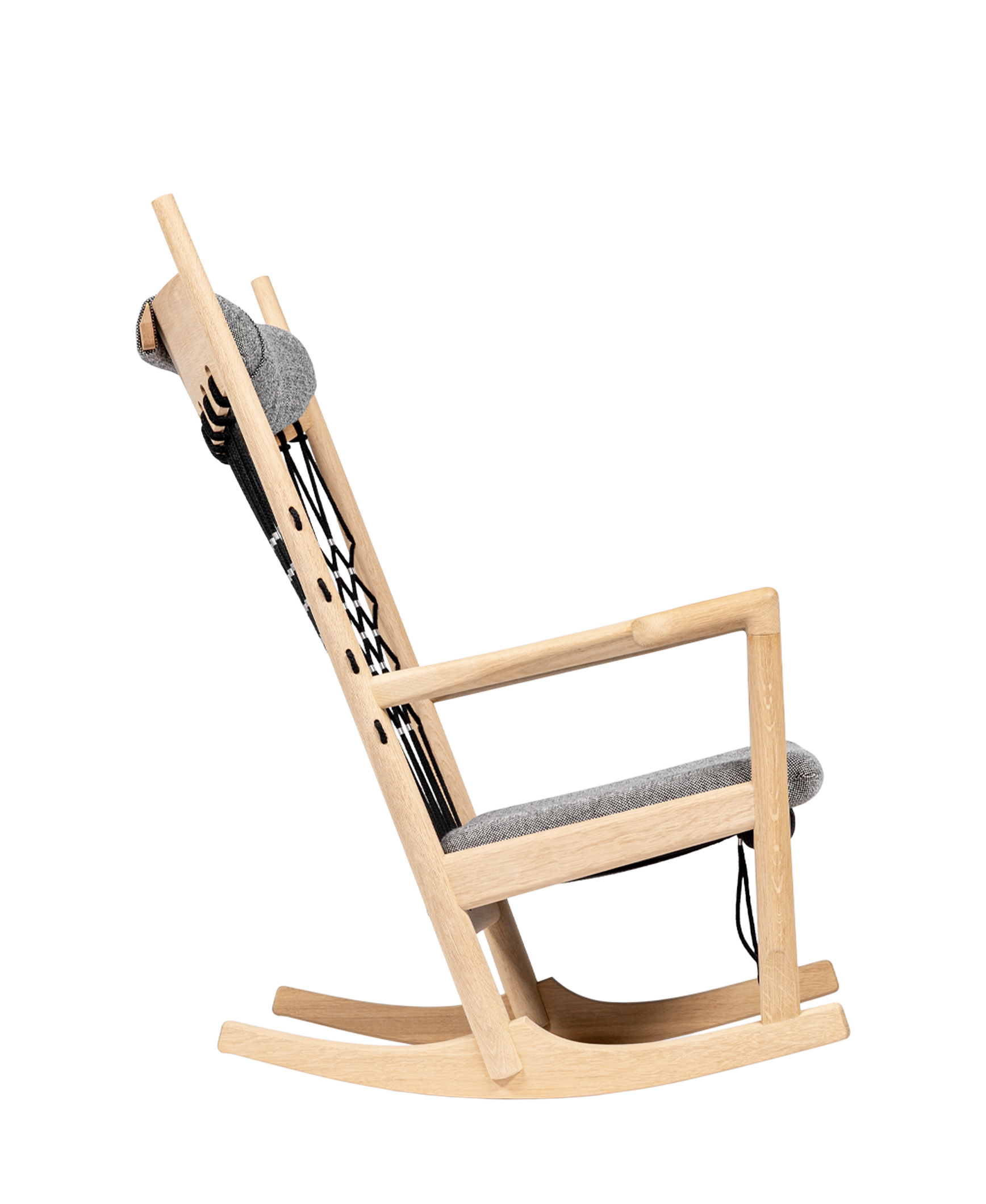 PP124 Rocking Chair | PP Møbler | Danish & Scandinavian Modern Design